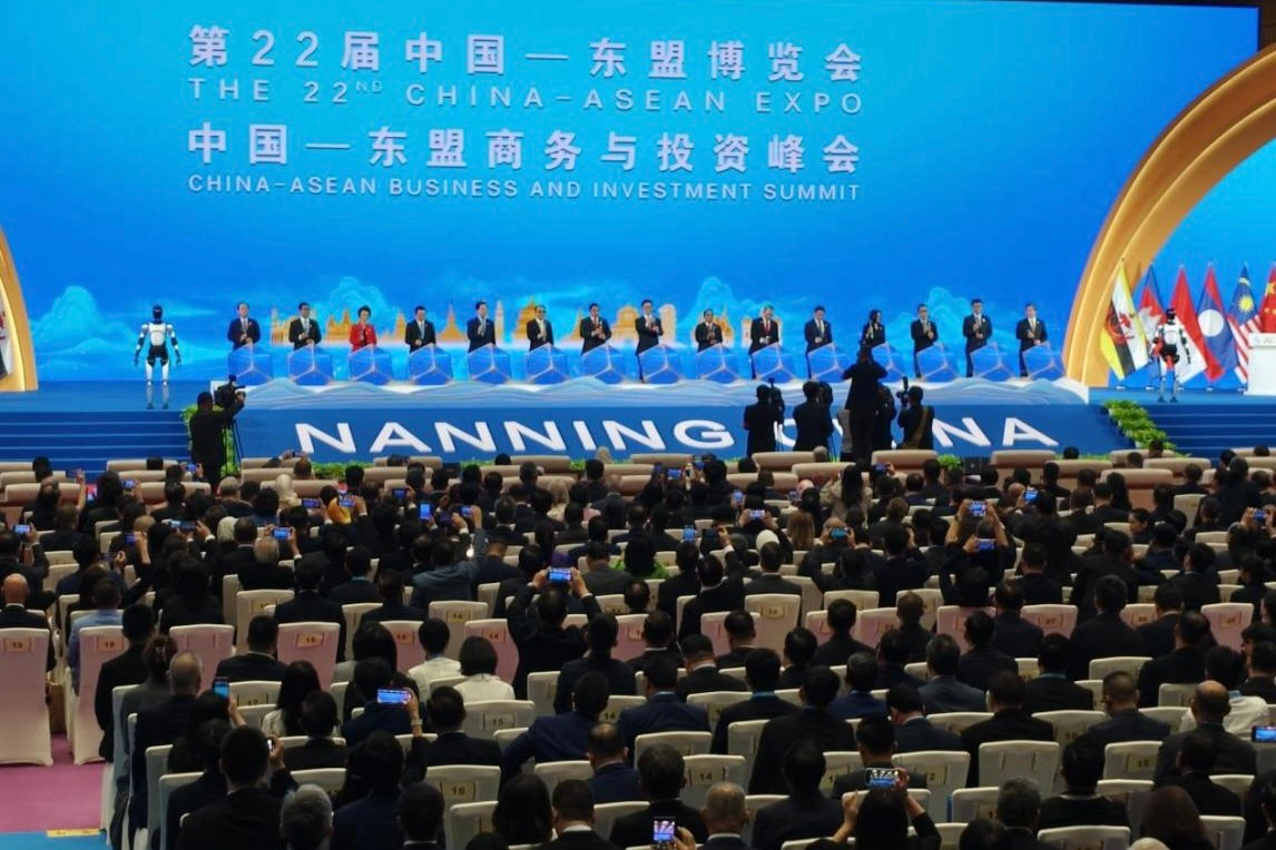 一竞技机器人闪耀中国-东盟博览会，以具身智能助力国际盛会